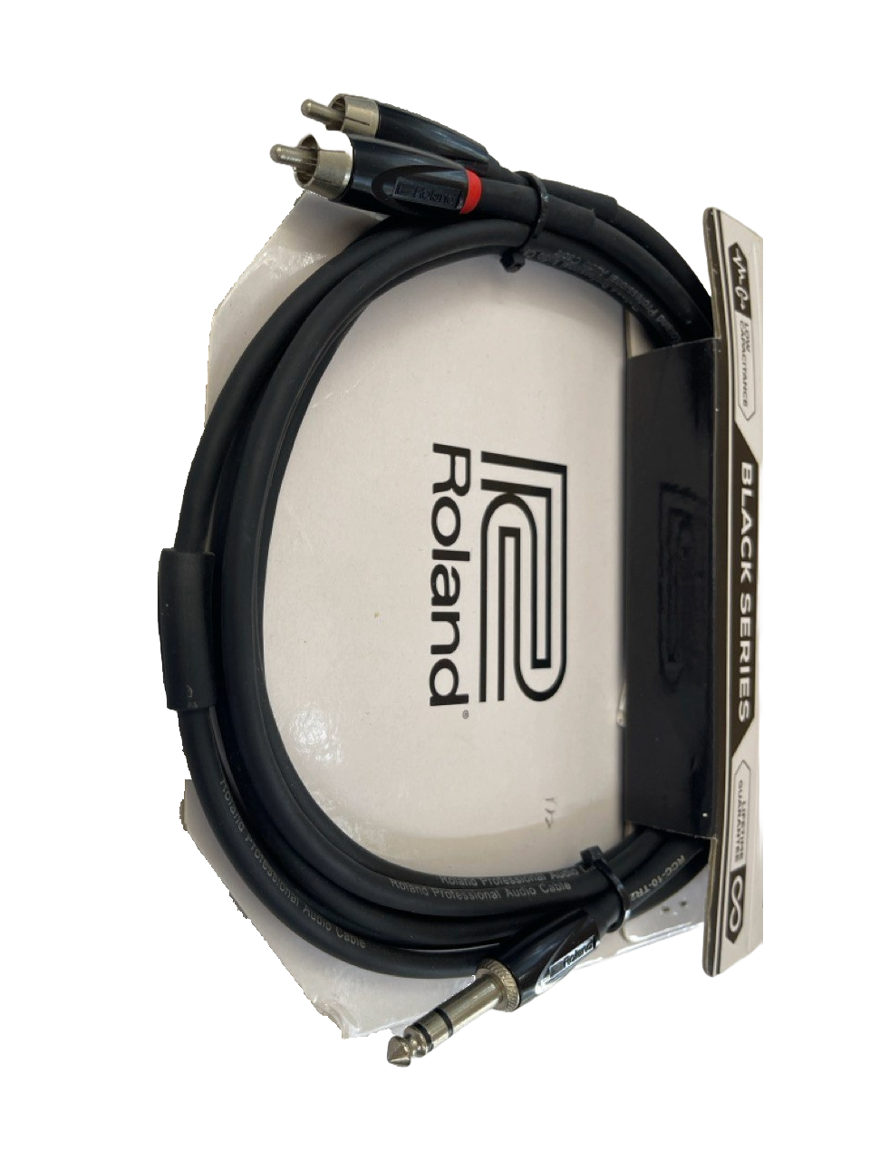 CABLE DE PLUG ESTEREO A RCA 3 METROS SERIE BLACK ROLAND RCC-10-TR2R