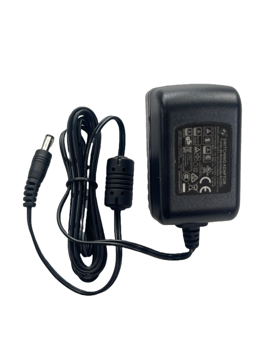 ELIMINADOR 100V A 220V SALIDA 5 1AMPER MUSIC SHOP ADAPCA/CC