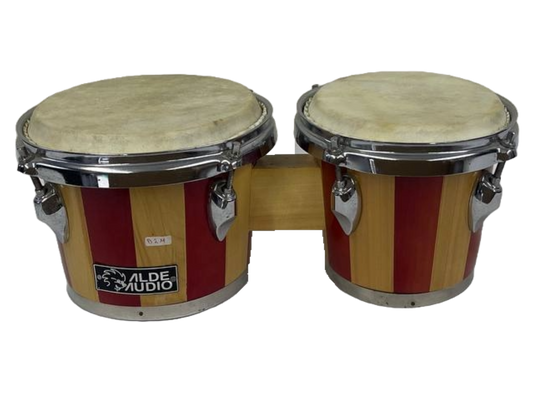 BONGOS DE 2 TAMBORES ALDEA AUDIO PARCHE CUERO BASE DE MADERA ROJO CON HERRAJES ALDE AUDIO B2M