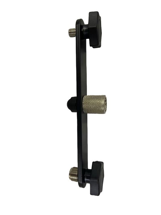 BARRA ADAPTADOR PARA 2 MICROFONOS SOUNDKING DE036